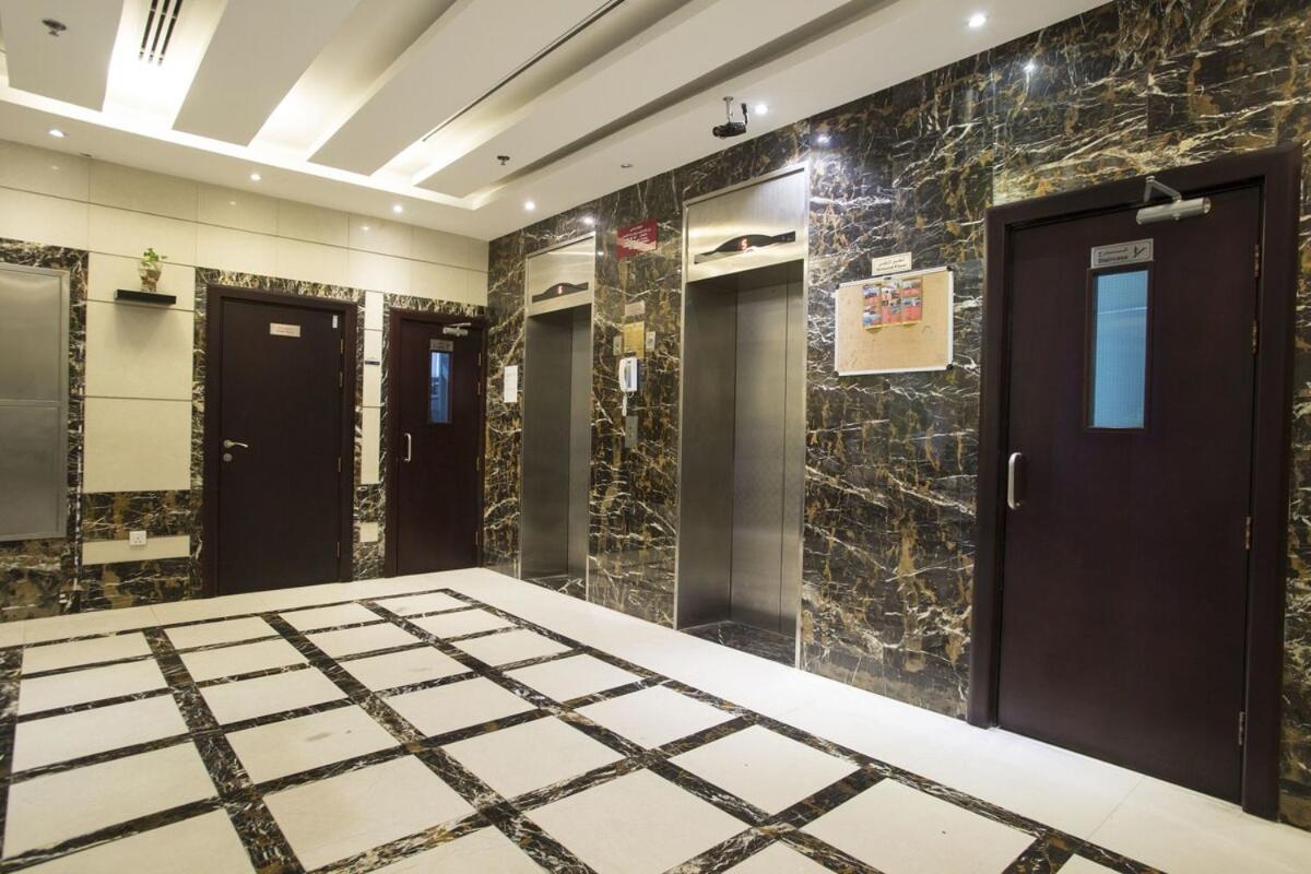 Traveller Partition Room In Al Barsha 1 Near Metro Dubai Eksteriør billede